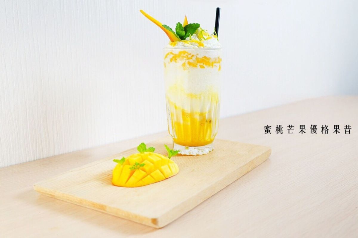 Sinh tố xoài đào